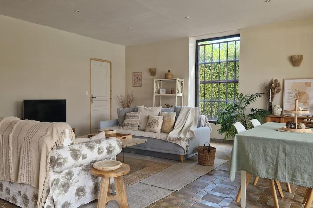Le Champ Du Roy Apartment Chasse-sur-Rhone Luaran gambar